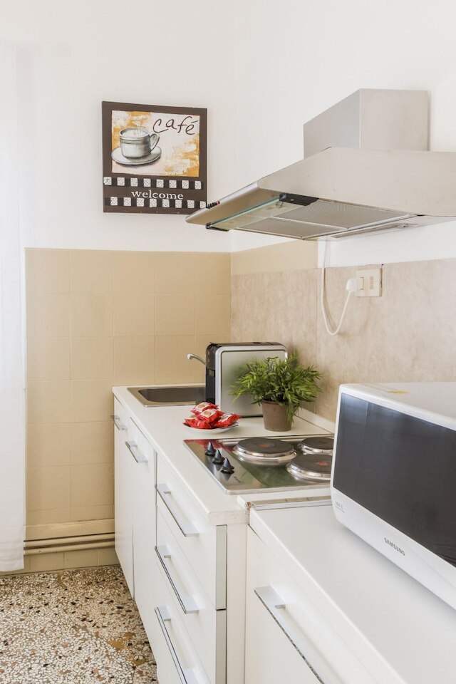 アッカデミアチャーム6 バイ ワンダフル イタリー