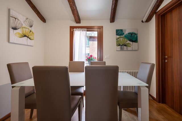 ヘリオンパレスアパート3 - Locz BK