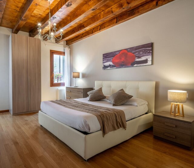 ヘリオンパレスアパート3 - Locz BK