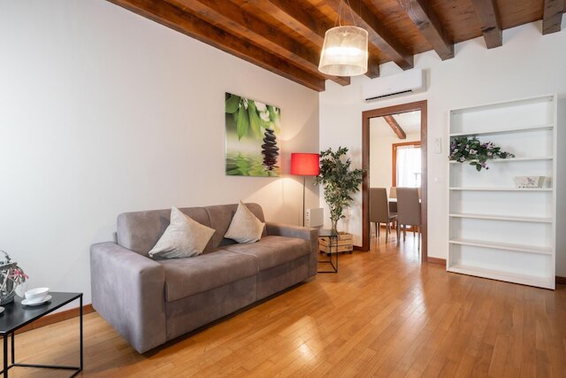 ヘリオンパレスアパート3 - Locz BK