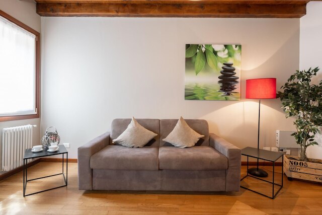 ヘリオンパレスアパート3 - Locz BK