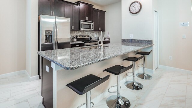 4801 ブライアー ローズ レーン