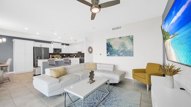 3111 パラドックス サークル ユニット 202