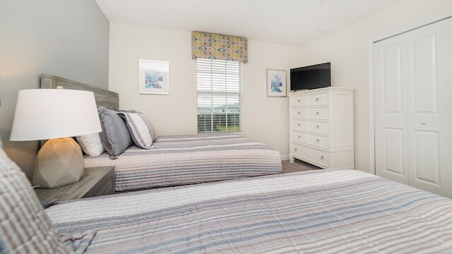 4749 キングス キャッスル サークル