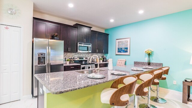 4805 ブライアー ローズ レーン