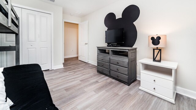 4951 ウィンダミア アベニュー