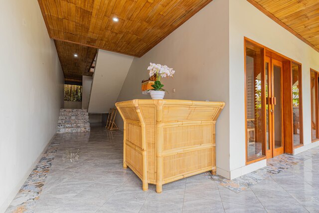 カンドラロカスタジオ&アパートメンツ・バイザロカ