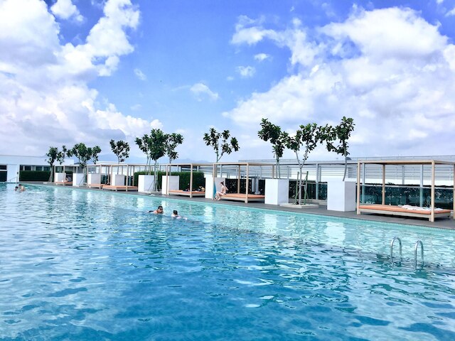 ホームスィート・ホーム・アット・ステラ・アベニュー