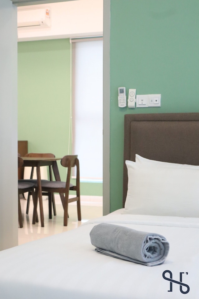 ホームスィート・ホーム・アット・ステラ・アベニュー