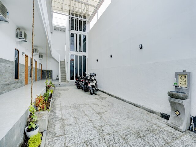 OYO Flagship 90756 メラスティ ヒルズ ルーム & カフェ