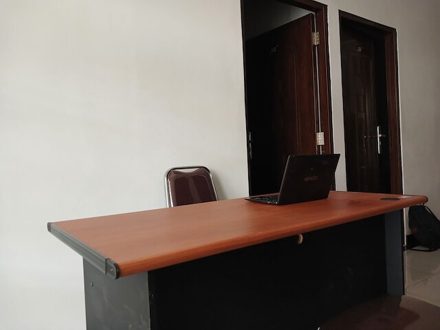 スーパー OYO 93085 ホーミーステイ シャリア