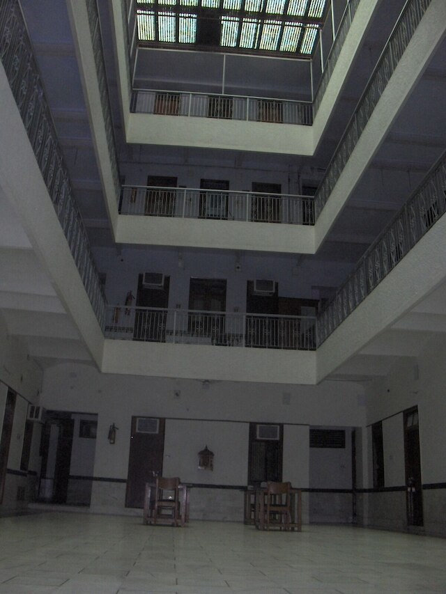 ニュー・ロイヤル・ホテル