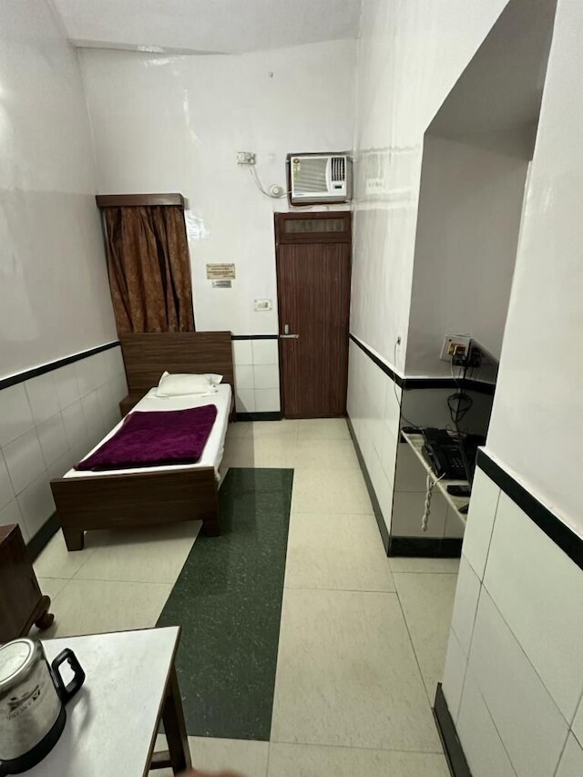 ニュー・ロイヤル・ホテル