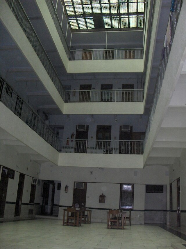 ニュー・ロイヤル・ホテル