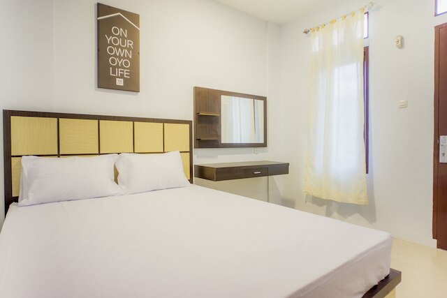 OYO  ライフ 2354 ローズ ハウス