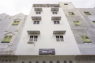 OYO  ライフ 2366 ガツ コスト