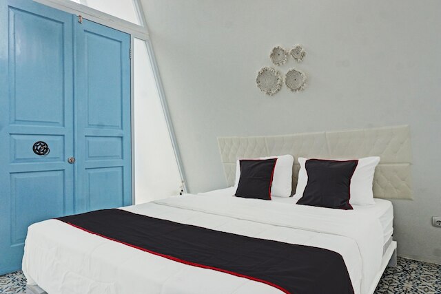 OYO  ライフ 2366 ガツ コスト