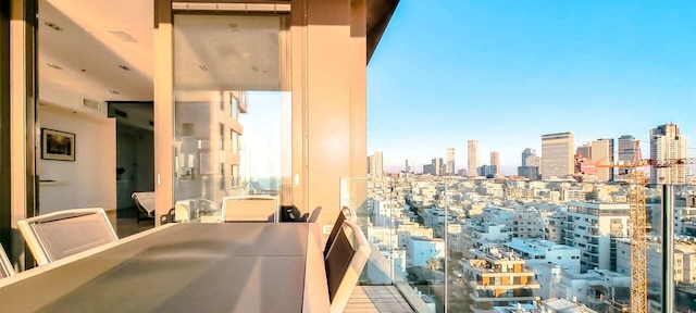 ハヤルコンブルーシー I