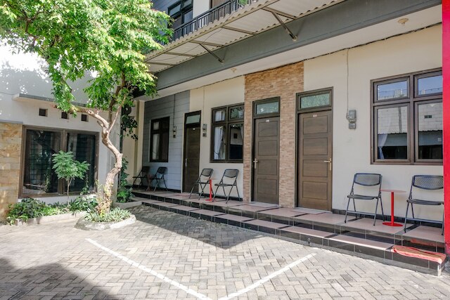 OYO  ライフ 2744 ゲスト ハウス クドジ