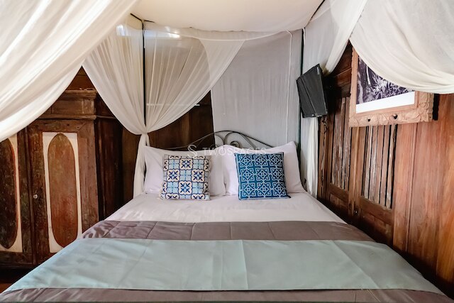 トゥースペース リビング アット カユ ビーチ ヴィラ