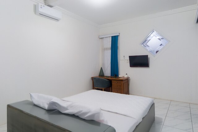 OYO  ライフ 3055 ルマー エニン