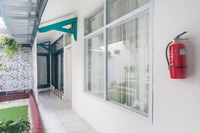 OYO  ライフ 3055 ルマー エニン