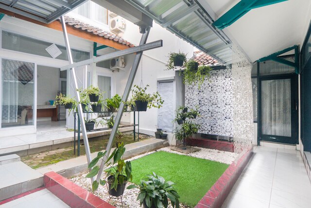 OYO  ライフ 3055 ルマー エニン