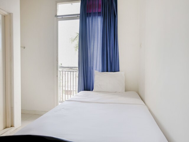 OYO  ライフ 2760 コスト シンパン ボロブドゥール 47