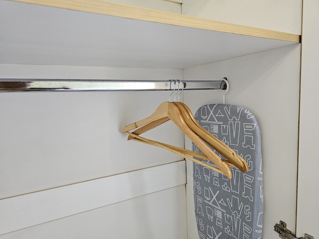 マーケットの南