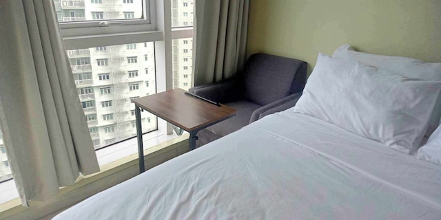 マーケットの南