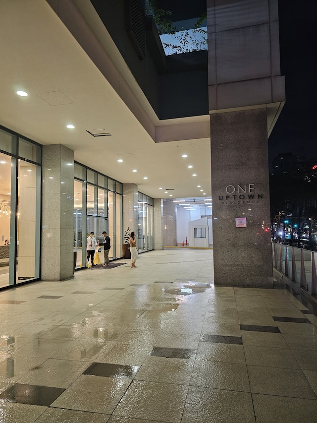 ワンアップタウンレジデンス