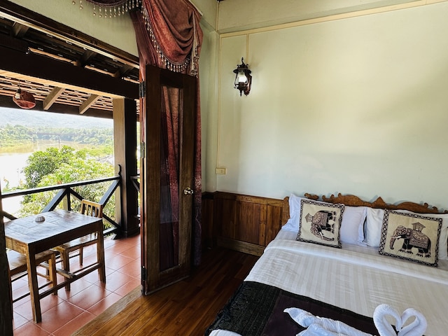 キングカムリバーサイドホテル