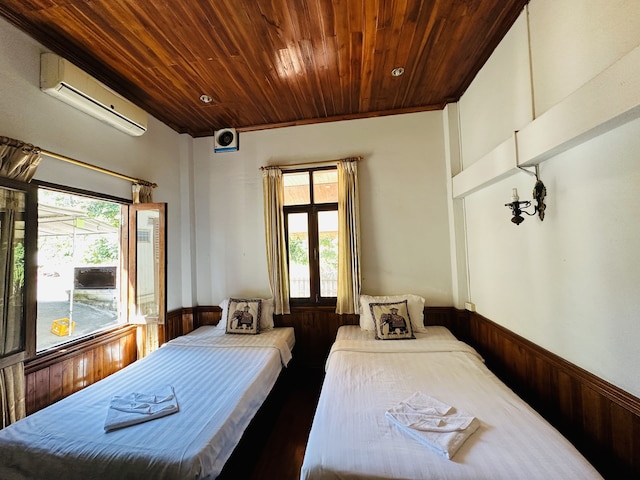 キングカムリバーサイドホテル