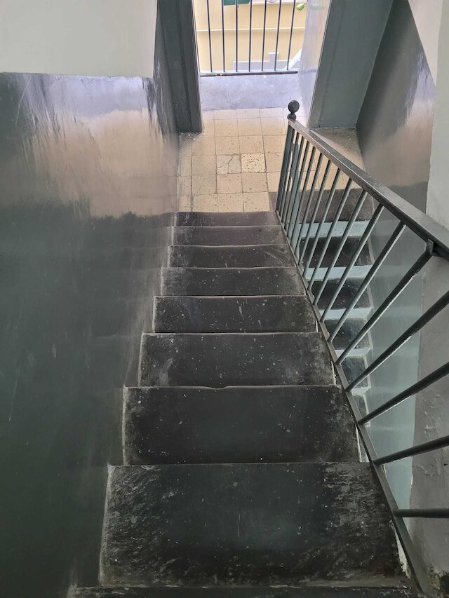 インカミングクアルティエリスパニョーリ