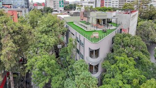 カピタリア コンデサ エスカンドン