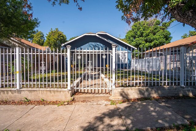 ブランド ニュー クラフツマン 2 ベッドルーム 2BA ホーム イン デンバー ハイツ