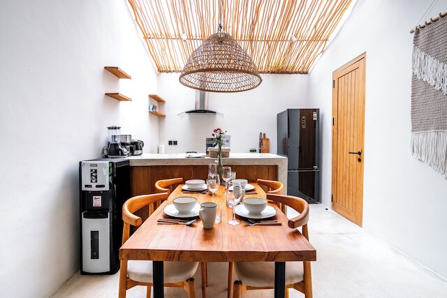 ヒジャウ ヴィラ by EVDEkimi - チャーミング 2ベッドルーム エスケープ ウィズ プール, アウトドア ラウンジ, ラッシュ ガーデン