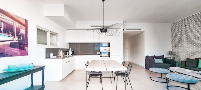 ホヴヴェイ・ツィヨン・マグノリア