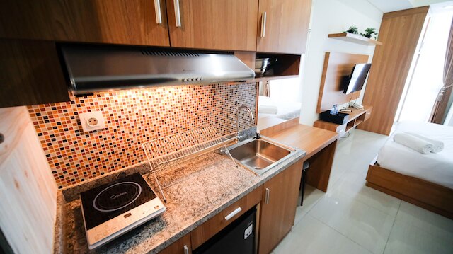 ストラテジック アンド ホーミー スタジオ アット タマサリ パピリオ  アパートメント