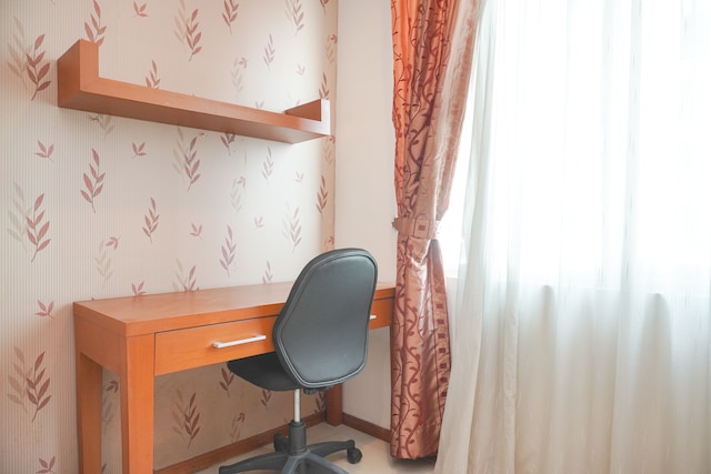 ビューティフル アンド ホーミー 2 ベッドルーム アパートメント  タムリン  レジデンス