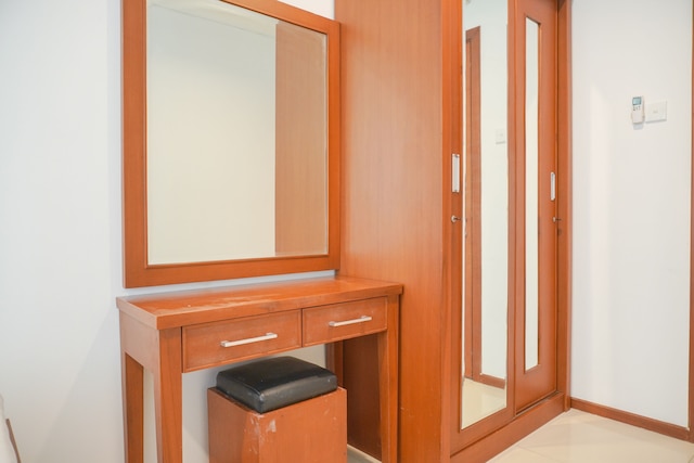 ビューティフル アンド ホーミー 2 ベッドルーム アパートメント  タムリン  レジデンス