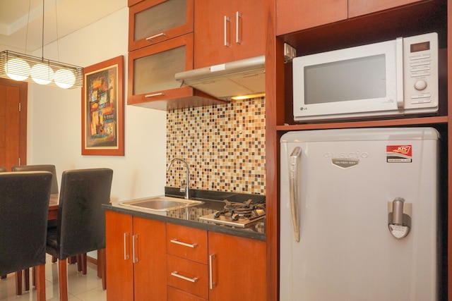 ビューティフル アンド ホーミー 2 ベッドルーム アパートメント  タムリン  レジデンス