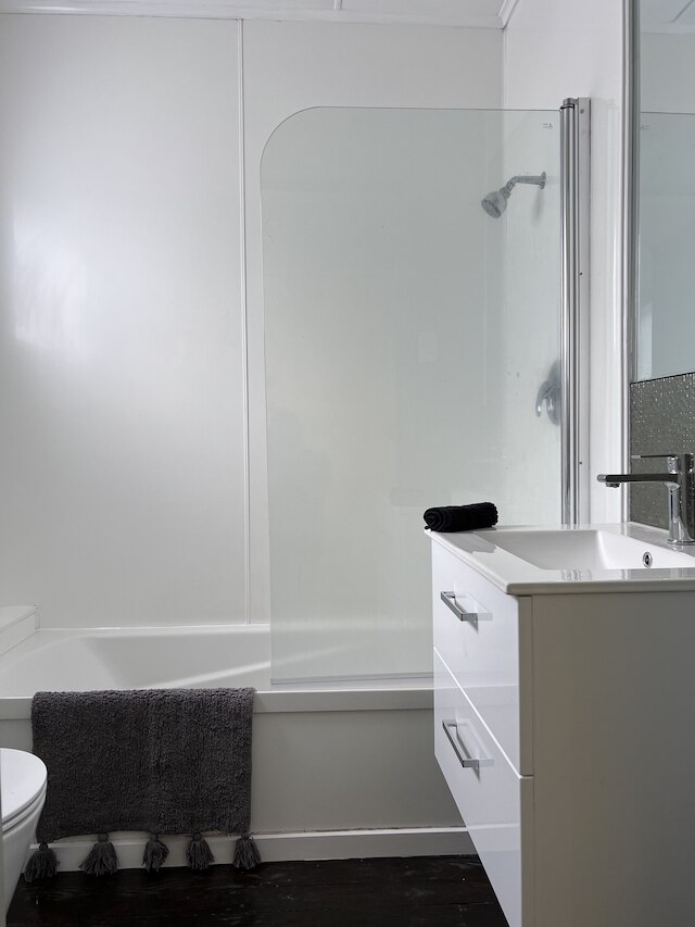 アンダーウォールナットツリー