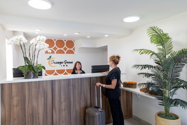 オレンジ・グローブ・イン