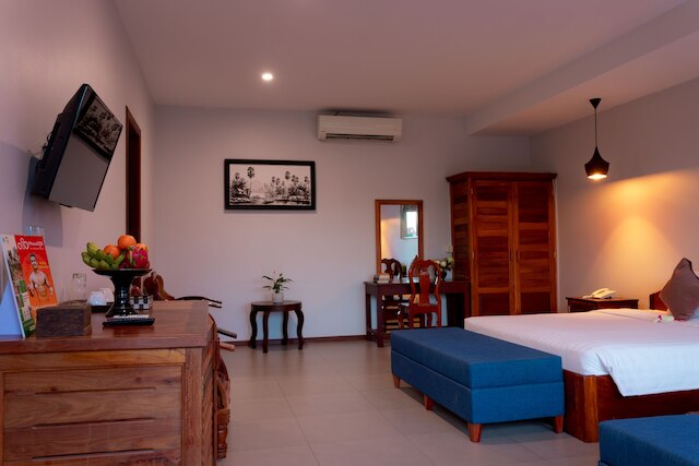 サムナック・ラウンジ