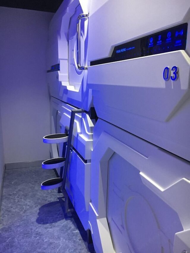 Zhuhai Dreamers Capsule Hotel