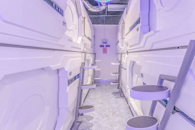 Zhuhai Dreamers Capsule Hotel