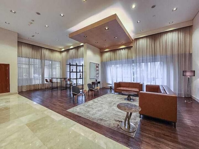 ヴォーグ - ブールバードセントラルタワー