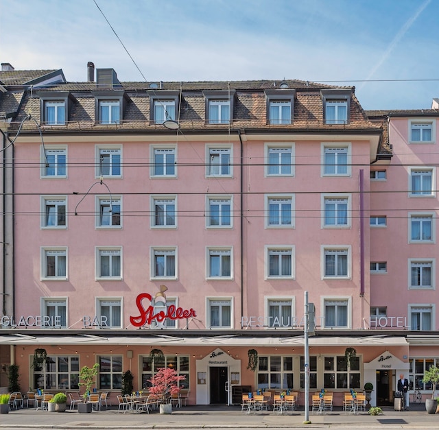 ホテルストラー