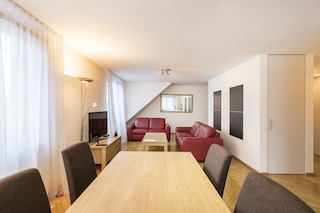 ネスト - ヴァインベルグ